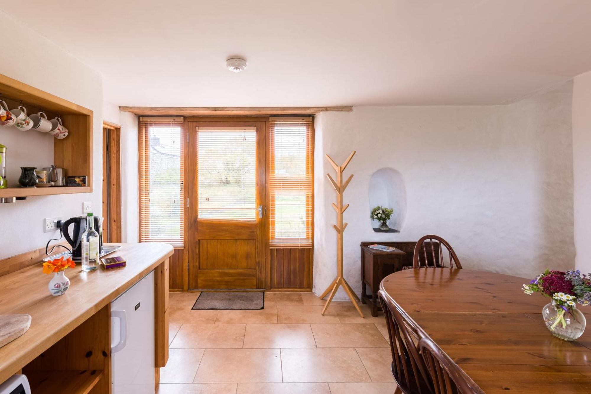 The Workshop- Eco Cottage By The Coastal Path Goodwick Exterior foto